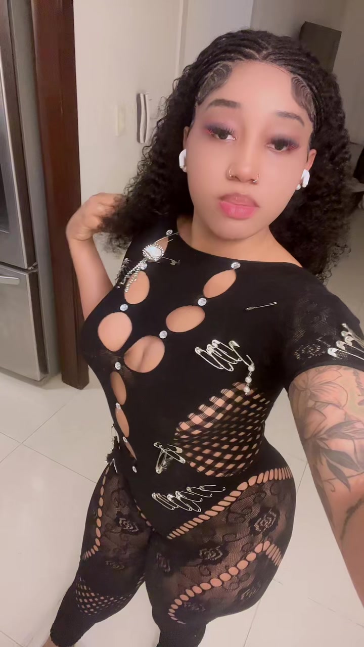 @sarah poupée bby 🧜🧜♀️🩷