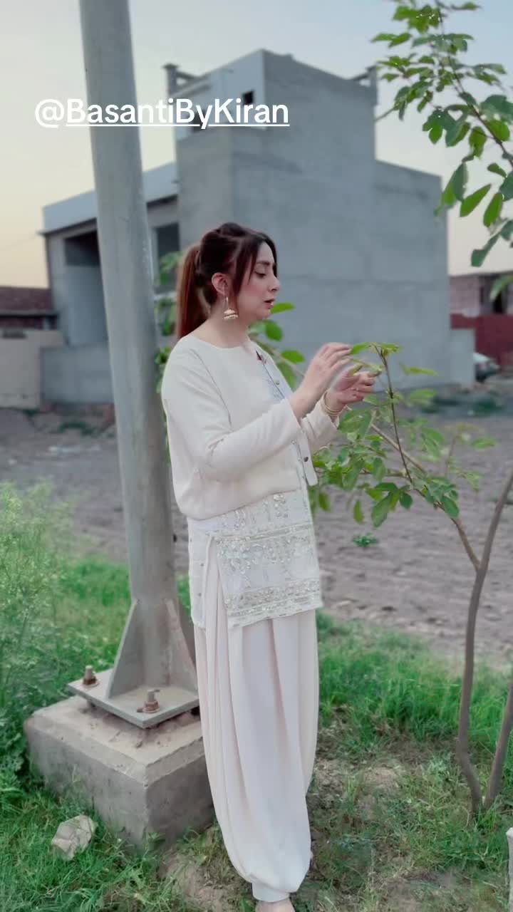 @Dr nabiha Ali khan Anchor