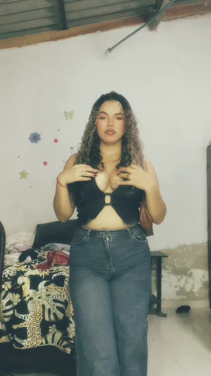 @Dani🌼