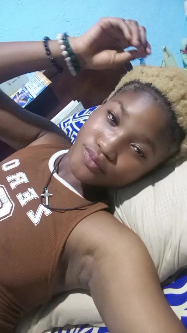 @Tchaniss.spam4