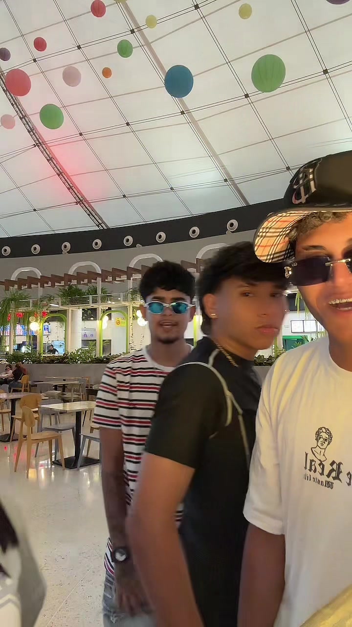 @Maikel🌪️