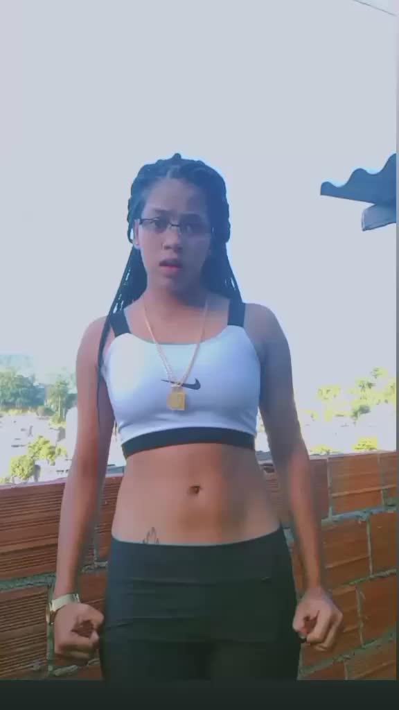 @Camila Mendes