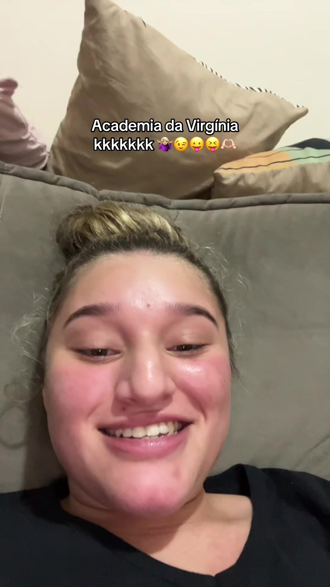 @isabellajuliaa17