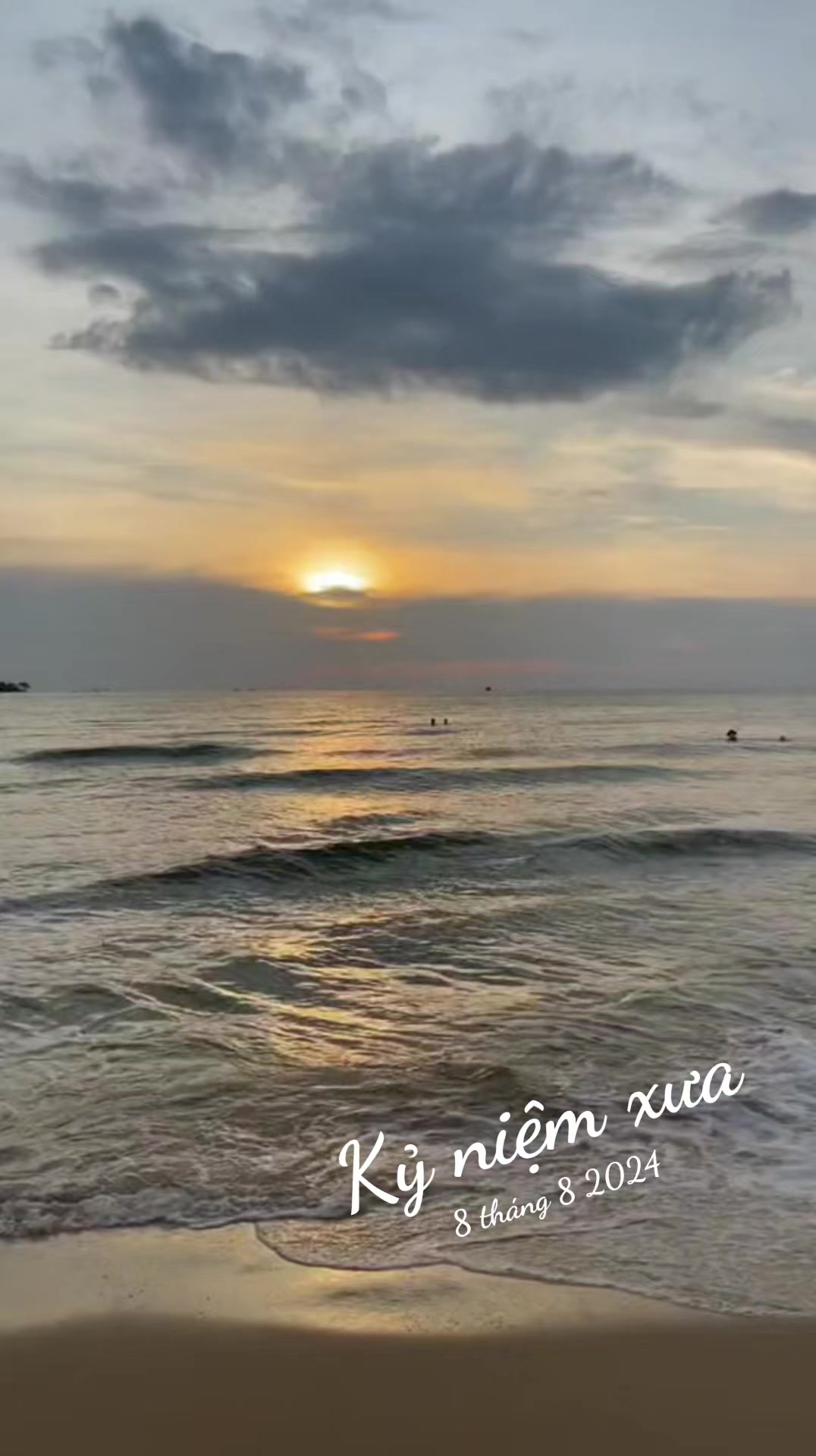 @Diệu Nhiii ✨