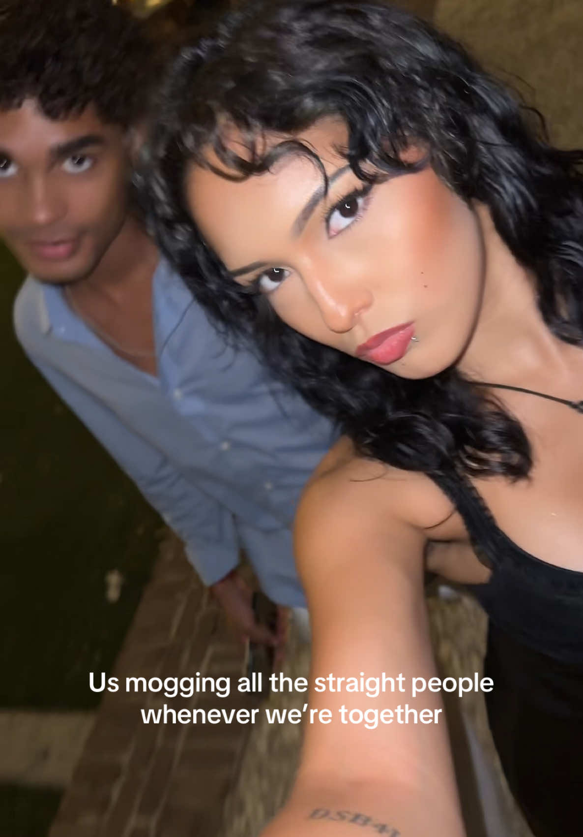 @Bella