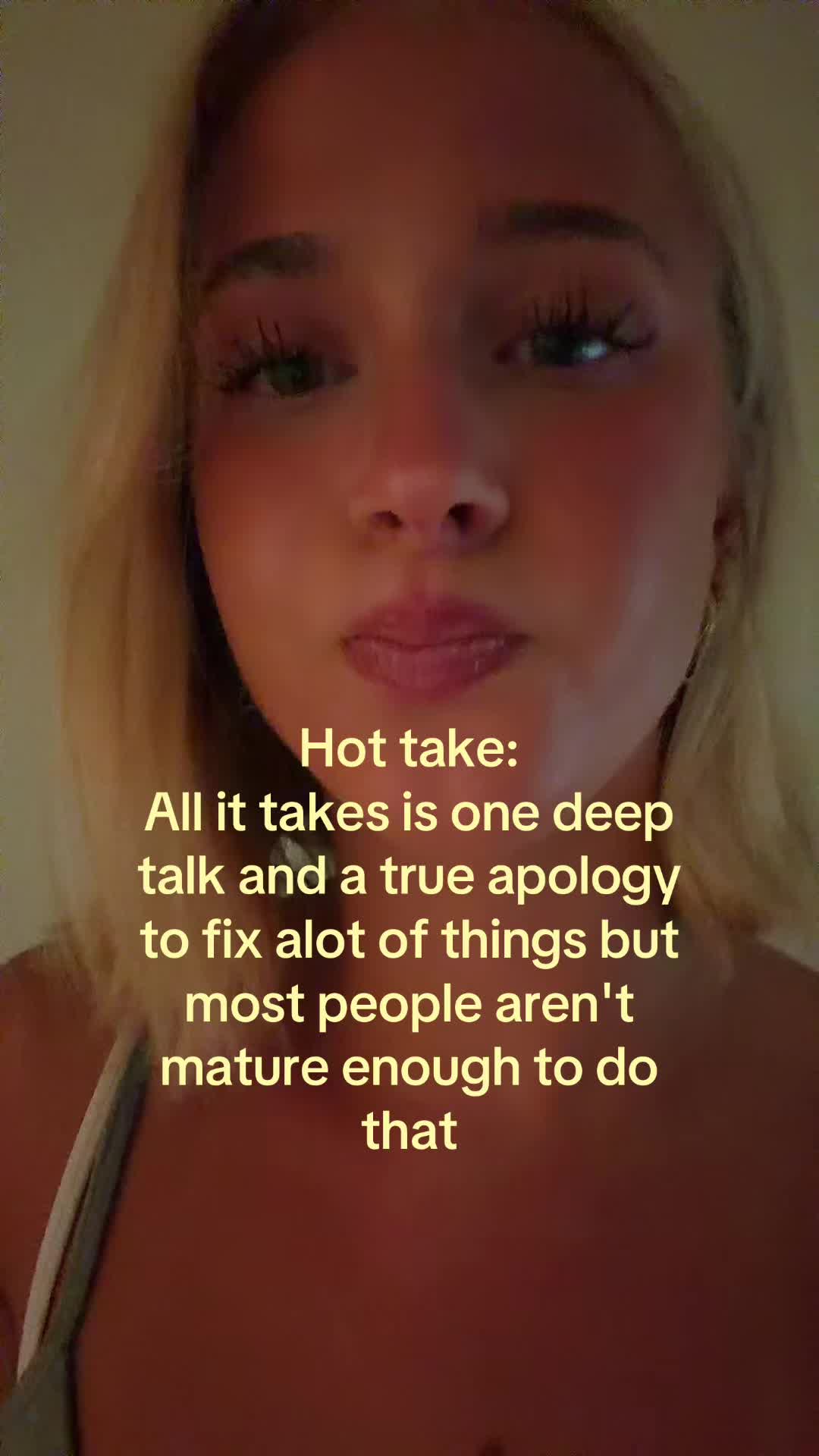 @theelliebarker