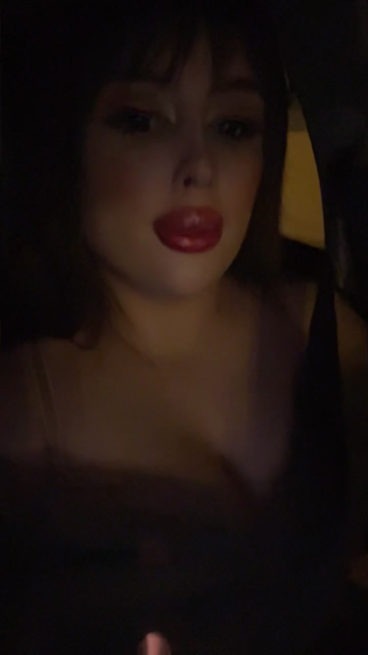 @the queen👑🎤 asmaeobaid💜🧡💛