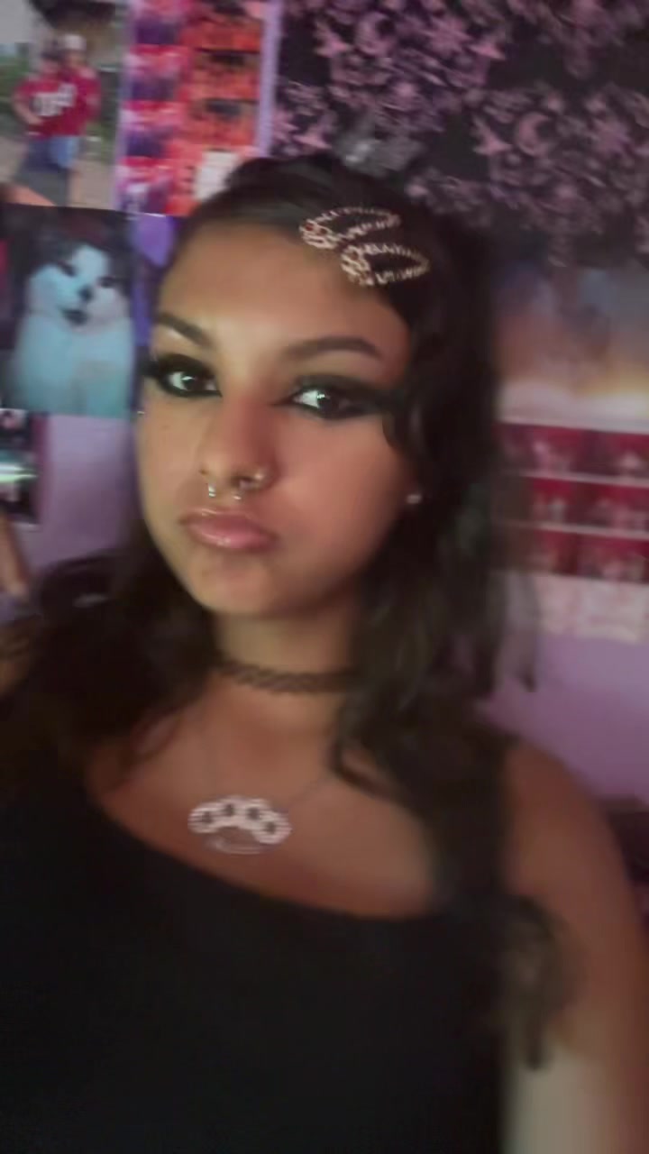 @Meow😈