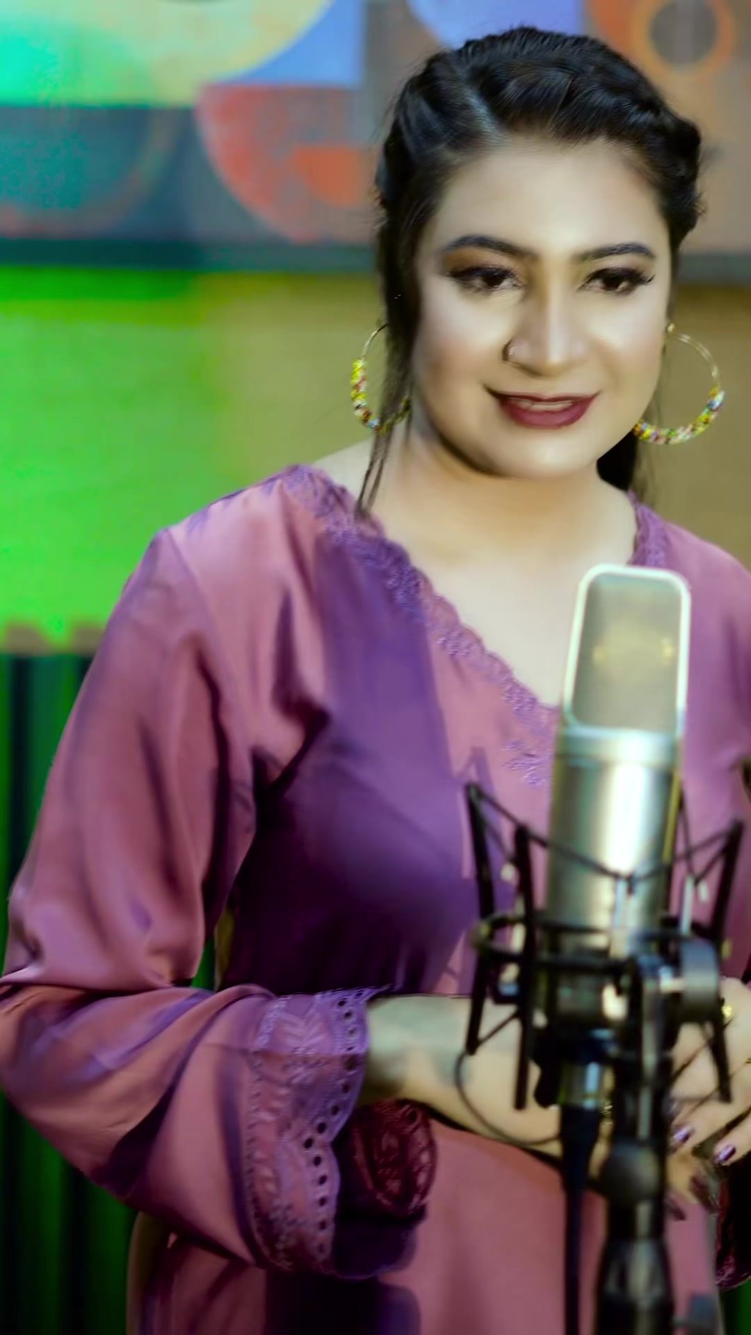 @🎤 𝓣𝓻𝓮𝓷𝓭𝔂 𝓖𝓲𝓻𝓵 🎤