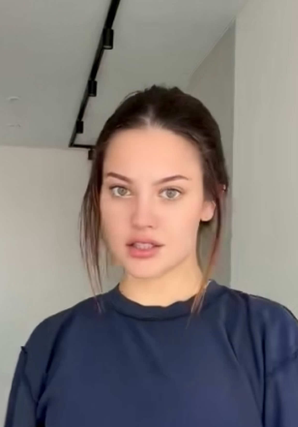 @DILARA 🖤