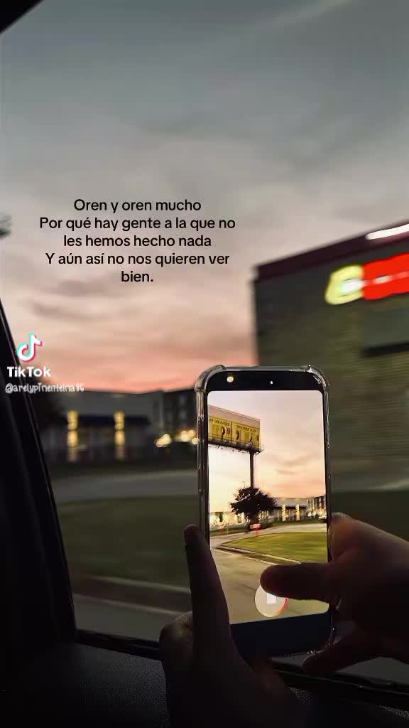 @Mayriz18