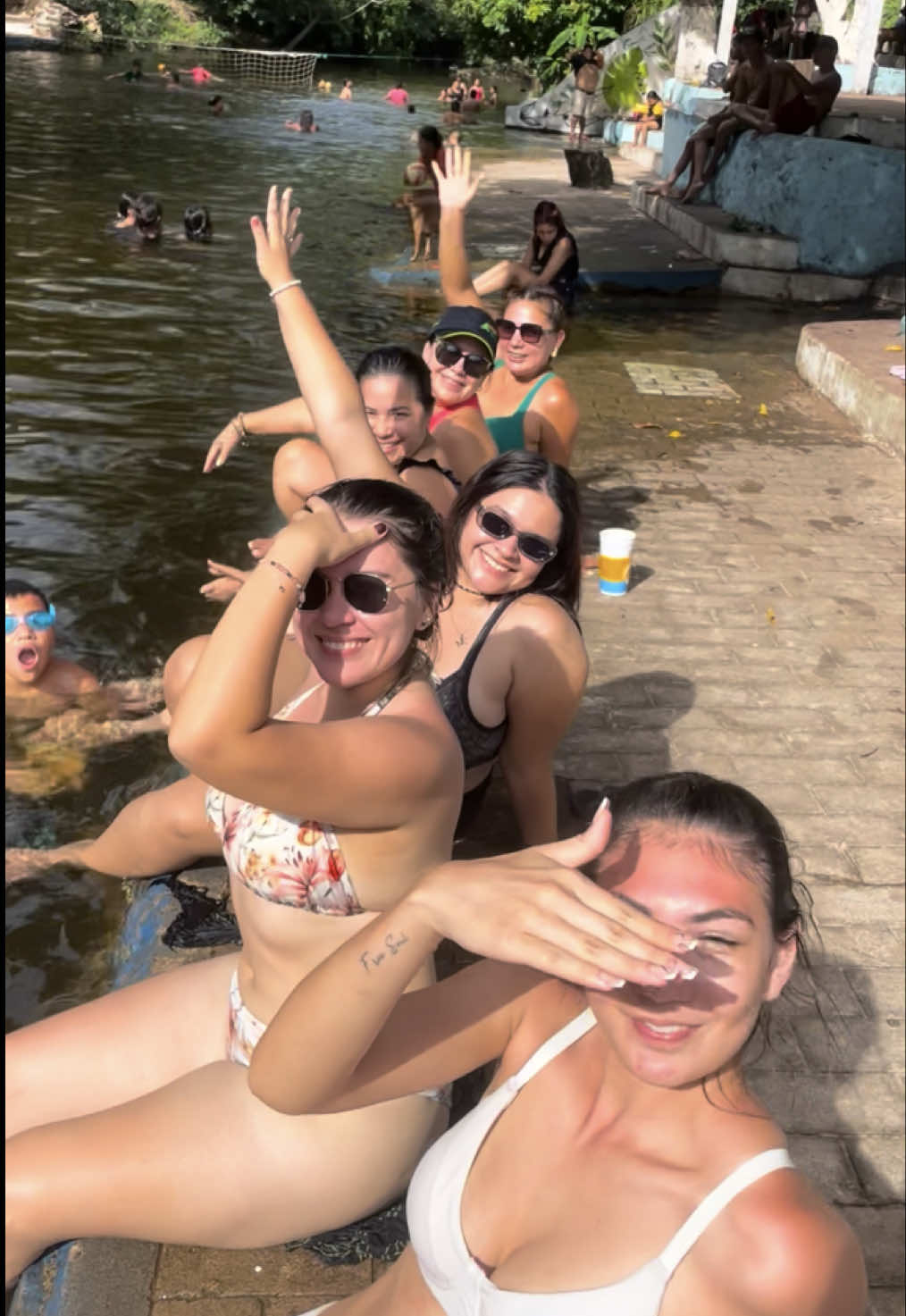 @Lu🌟