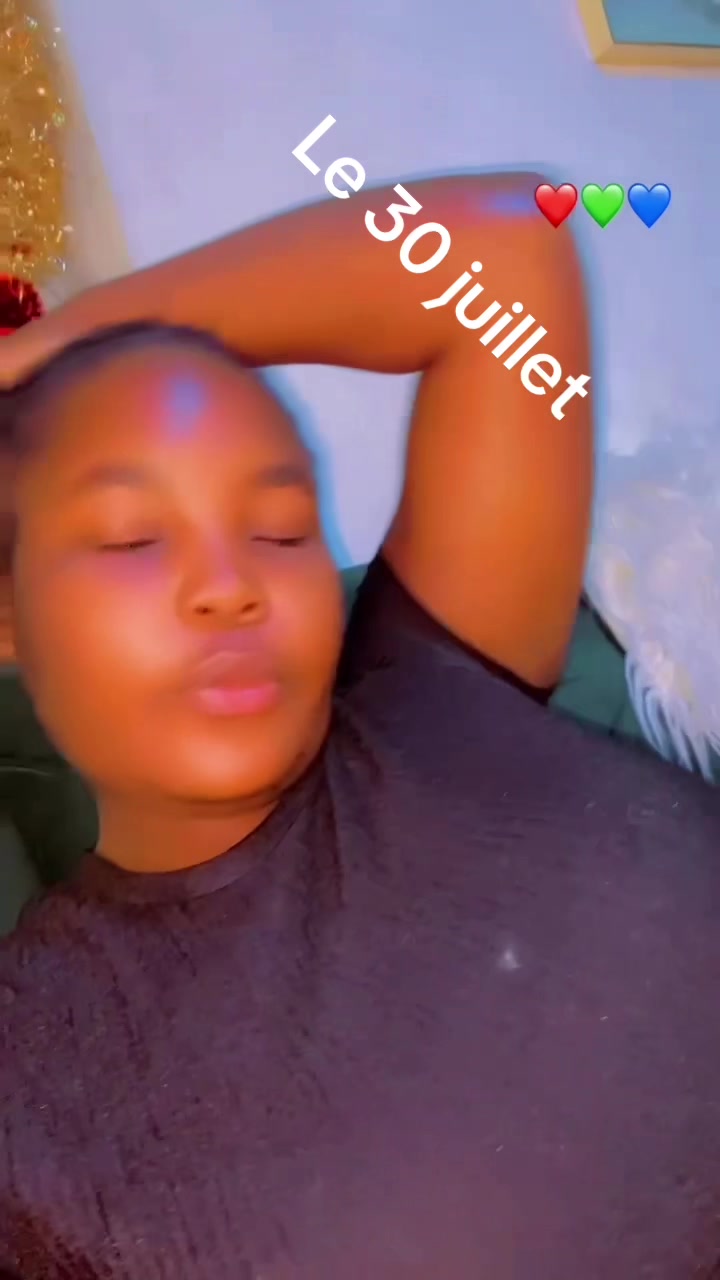 @Amanda noir ipupa💋