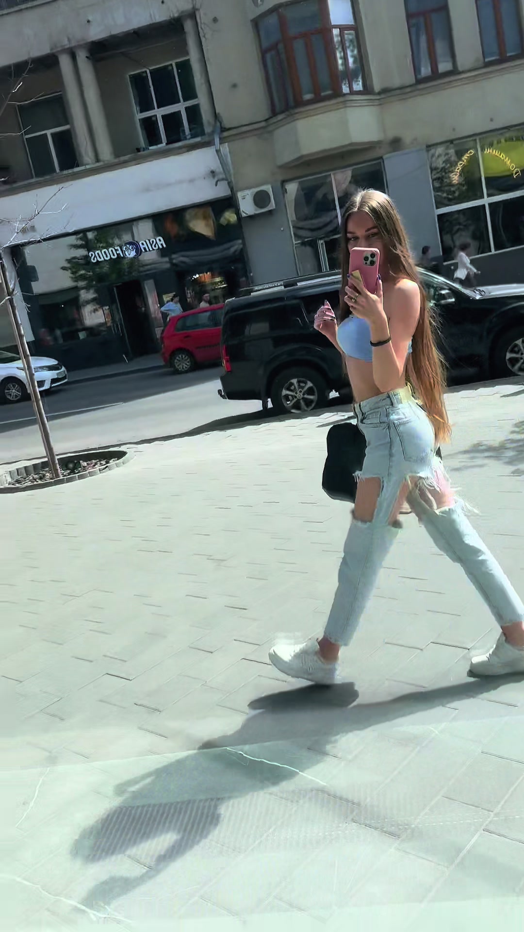 @Melanya8888