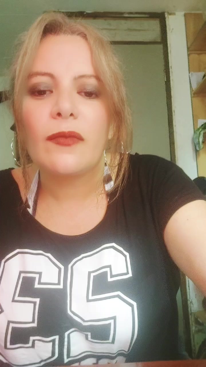 @🩷𝐌𝐀𝐔 CANTANTE 𝐋𝐄𝐖𝐈𝐒&hearts;️