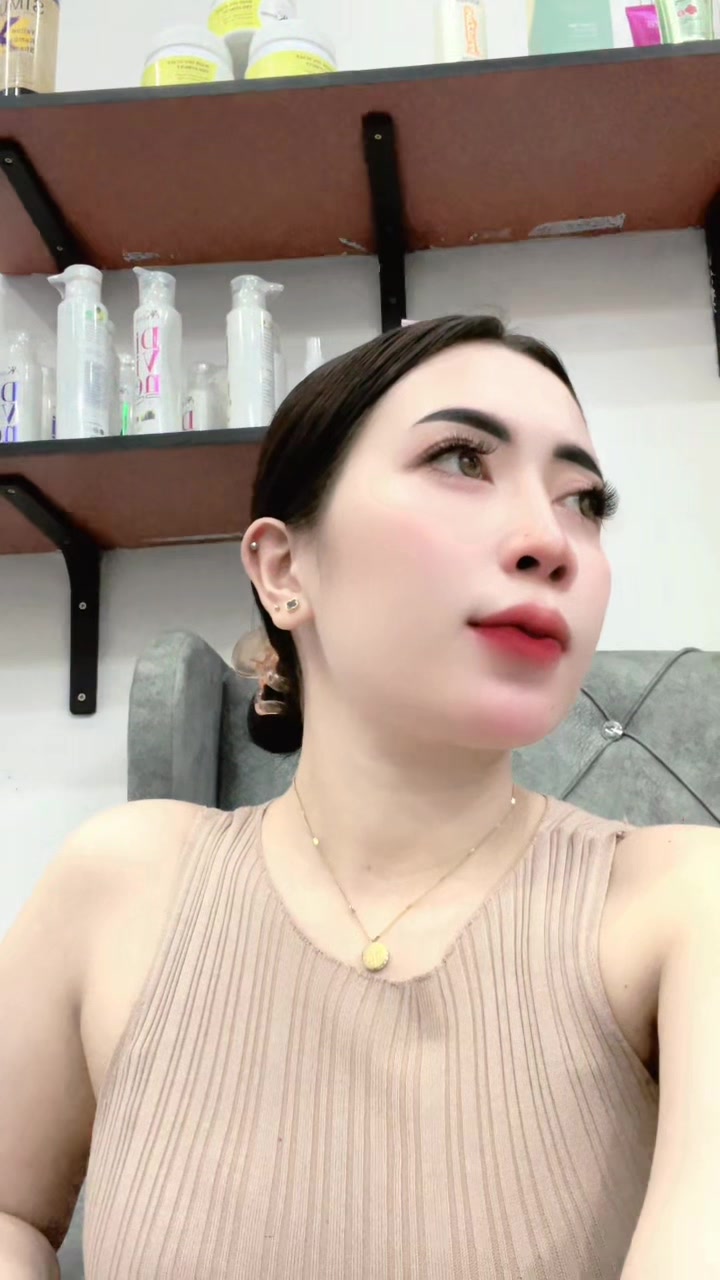 @Vebby_Veronica🦋