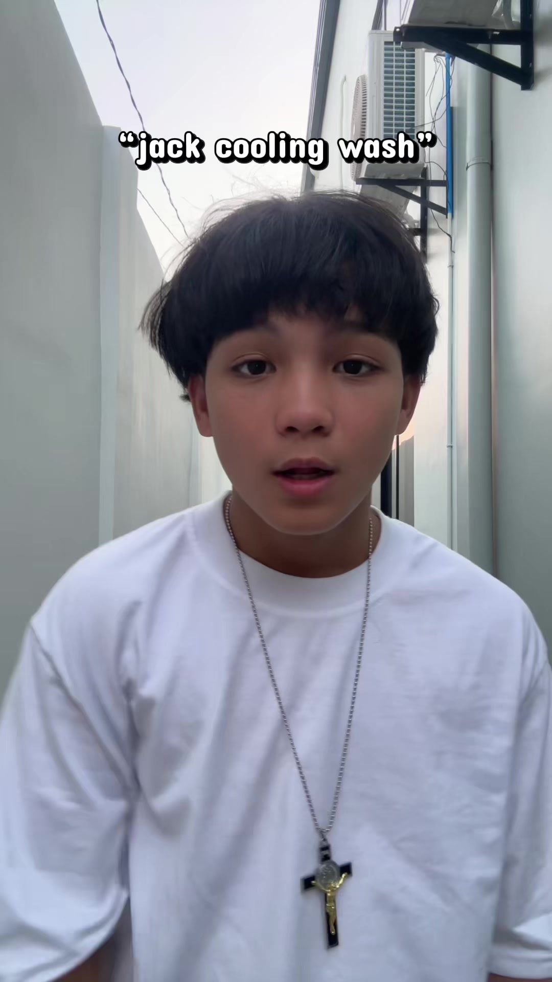 @Zai