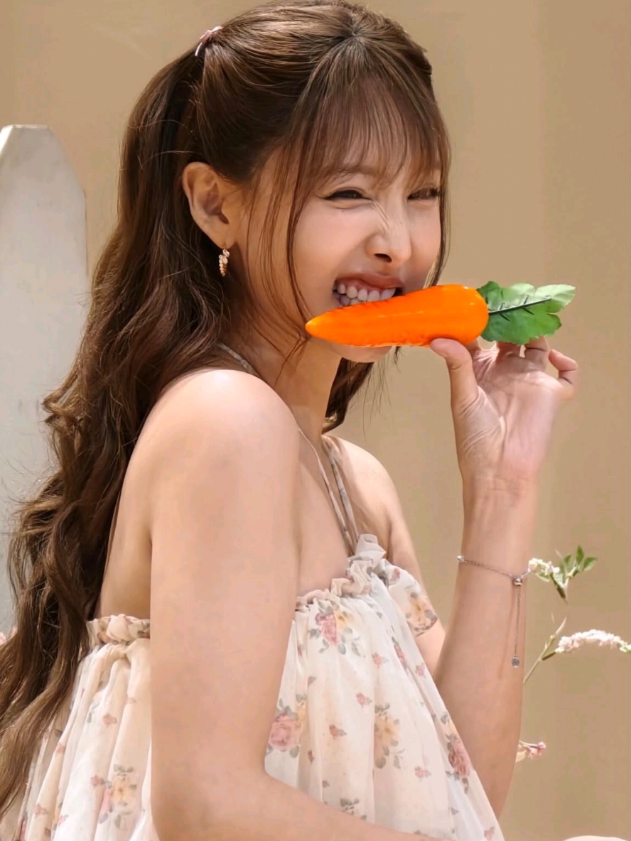 @❀˙ va̱lu ω˙ chae̱⠀݃