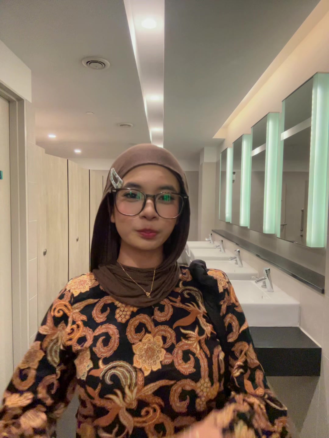 @falalalalalala