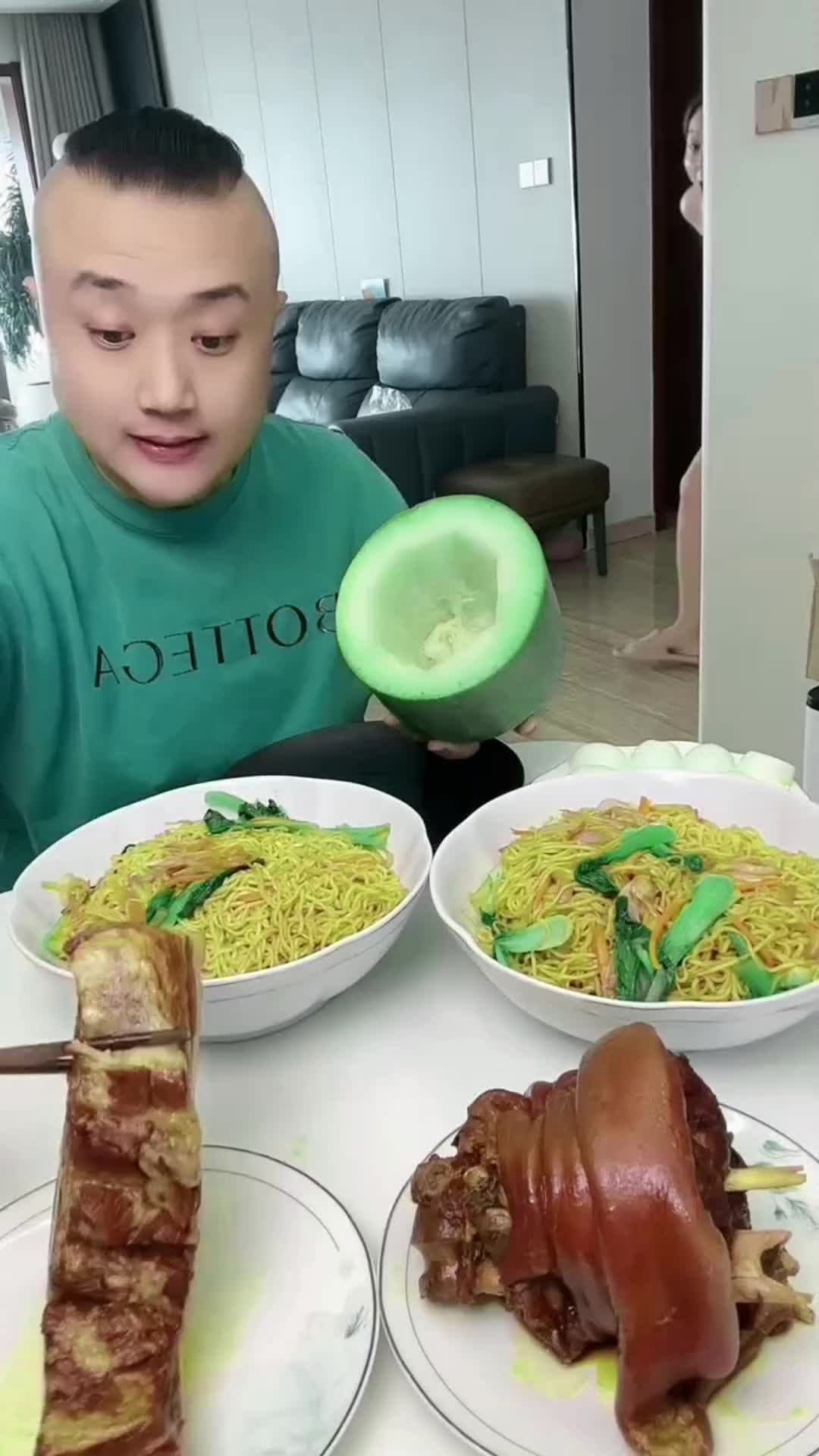 @foodmukbang