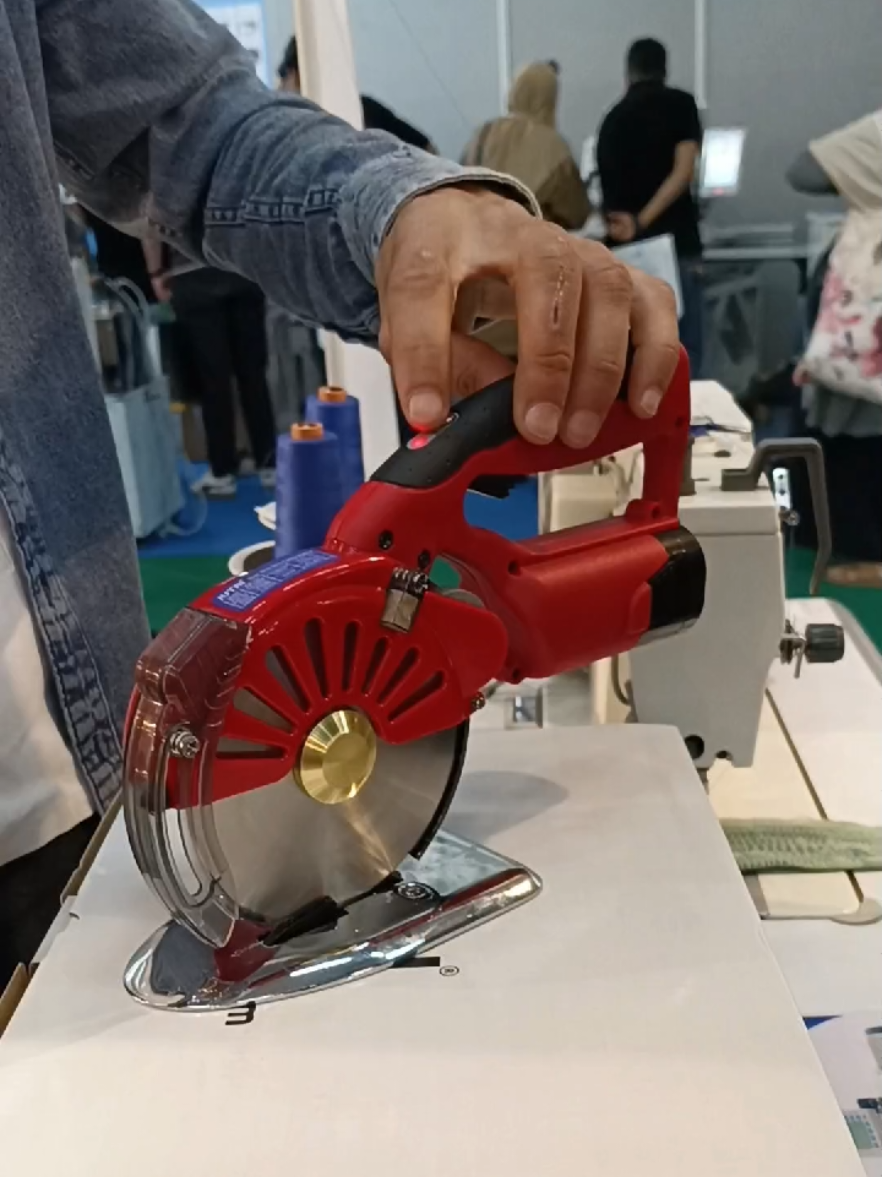 @YOUR MACHINE SEWING