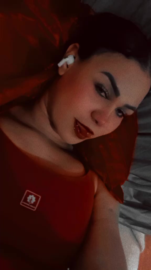 @𝓟𝓮𝓷𝓮𝓵𝓸𝓹𝓮 𝓪𝓵𝓿𝓮𝓼❤️