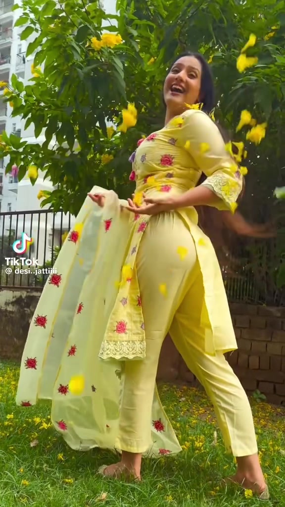 @ਬੁੰਡ ਫੁੰਦੀ ਦਾ ਸ਼ੌਕੀਨ 🫶🏻