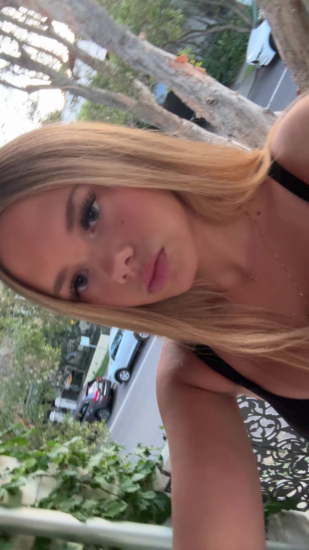 @Aria