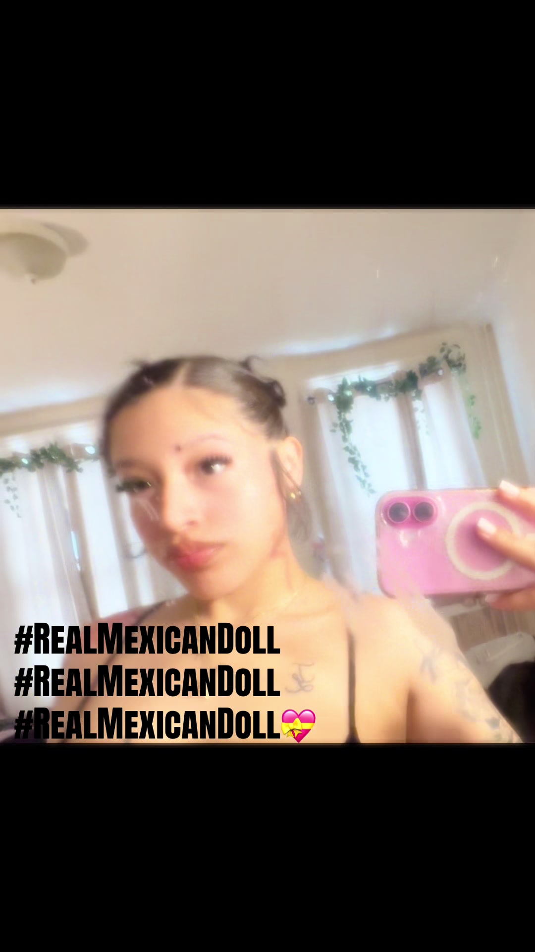 @theemexicandoll