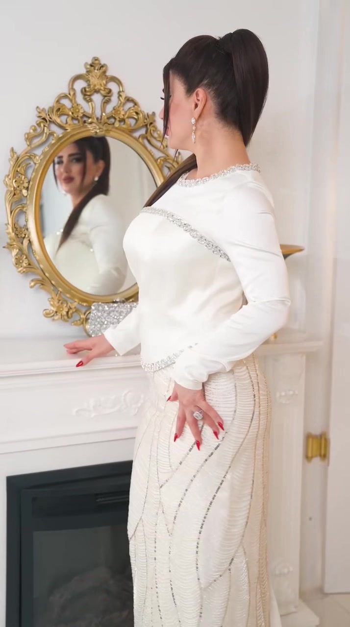 @Unique Dress