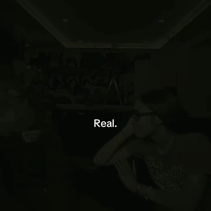 @2xRakai