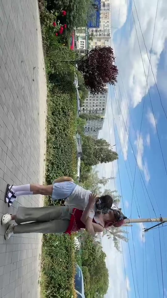 @qwiyyp