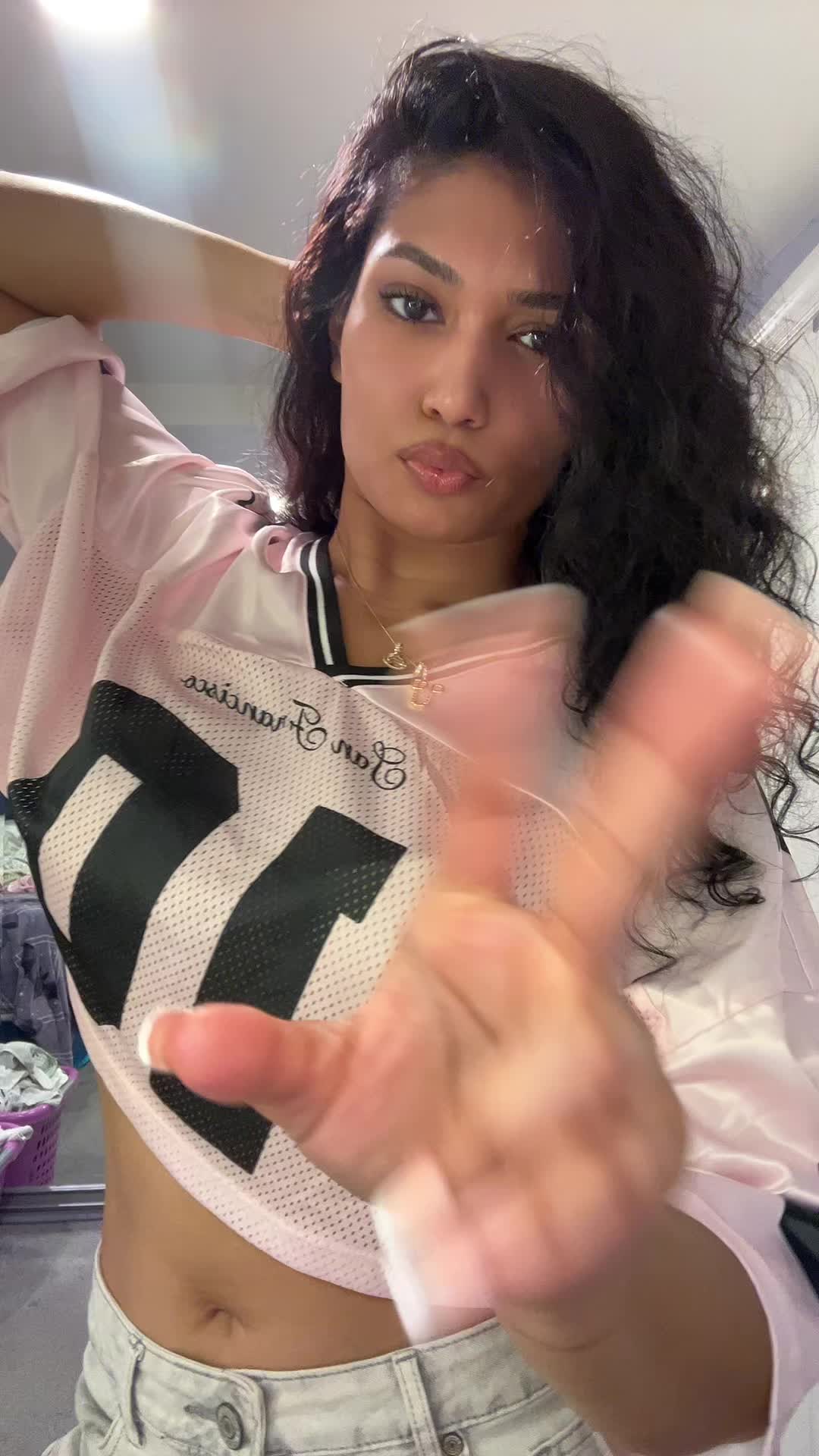 @𝒱𖤓