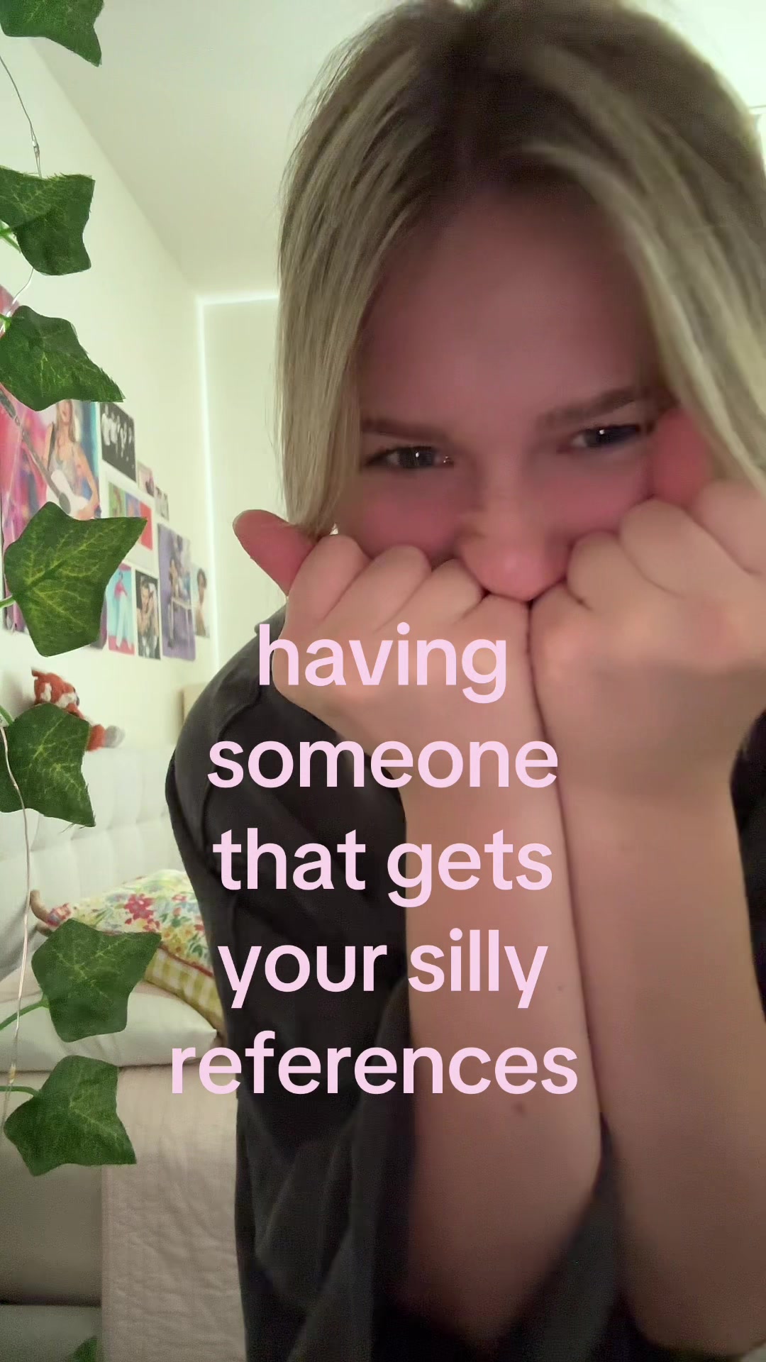 @julia ⋆ ｡⋆୨୧˚