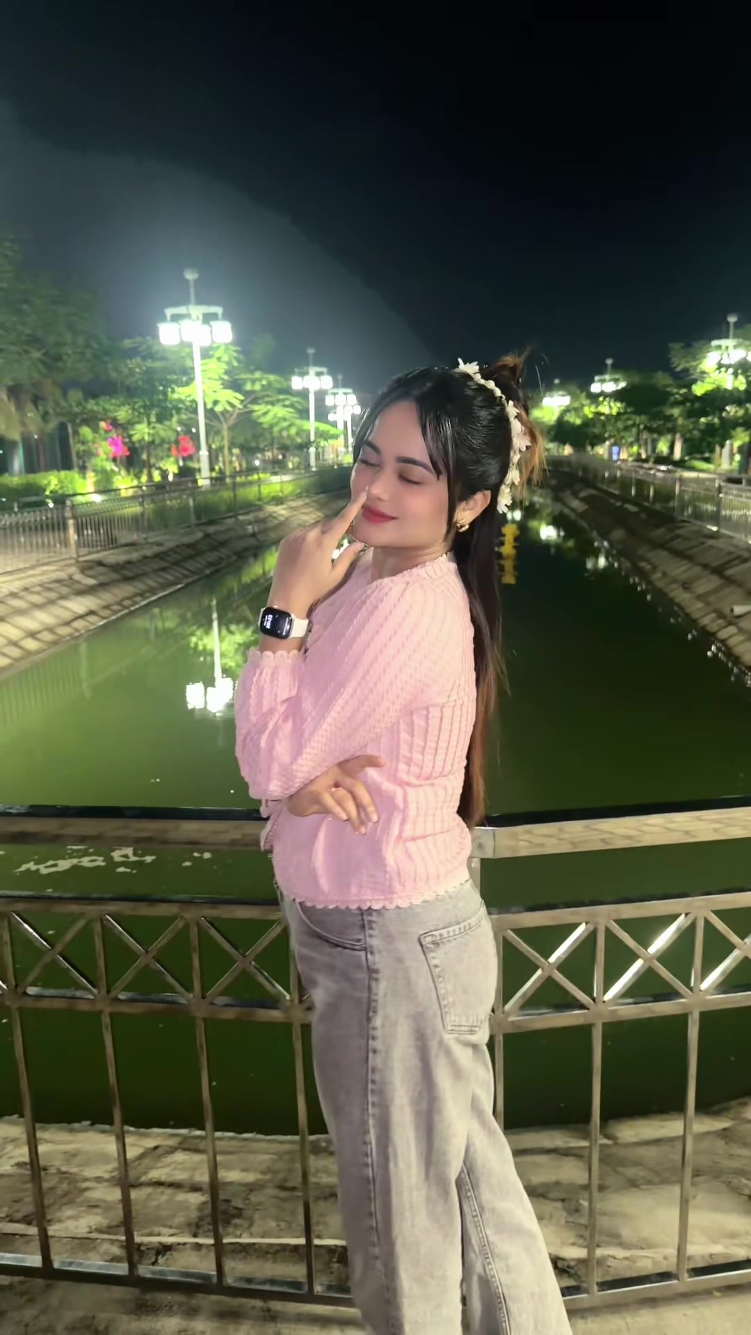 @Samanta Parveg