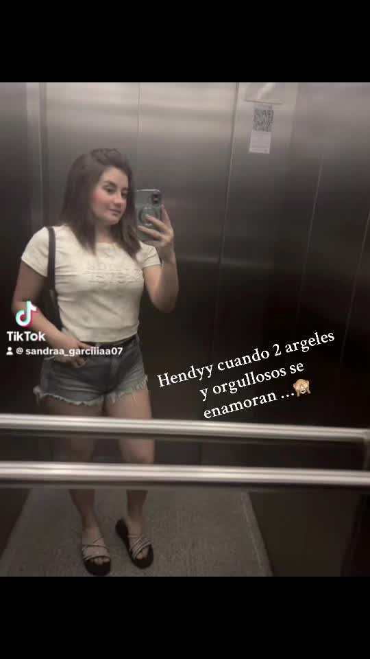 @SANDRA 🦋🐢