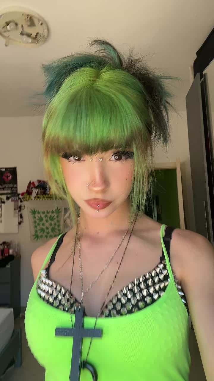 @,