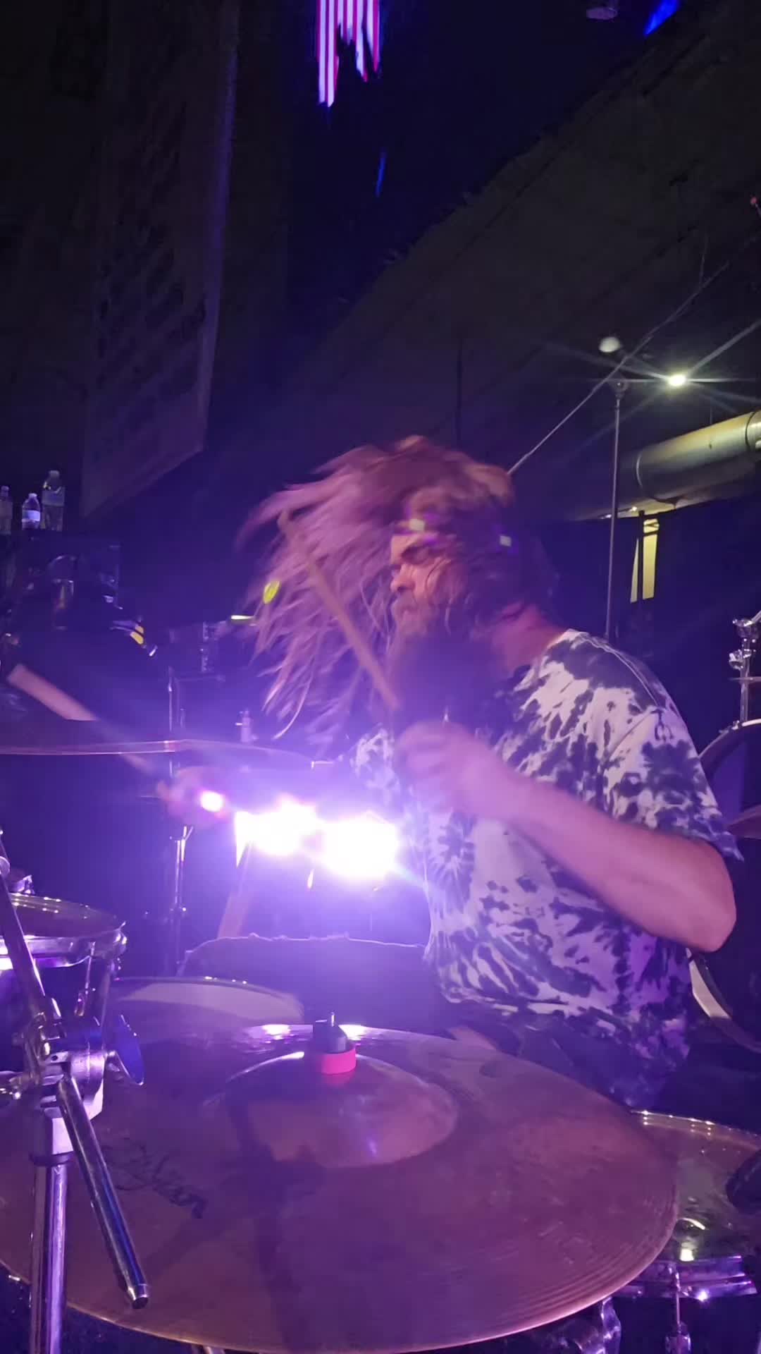 @joeymandigo