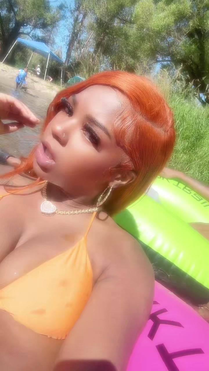 @Kayy