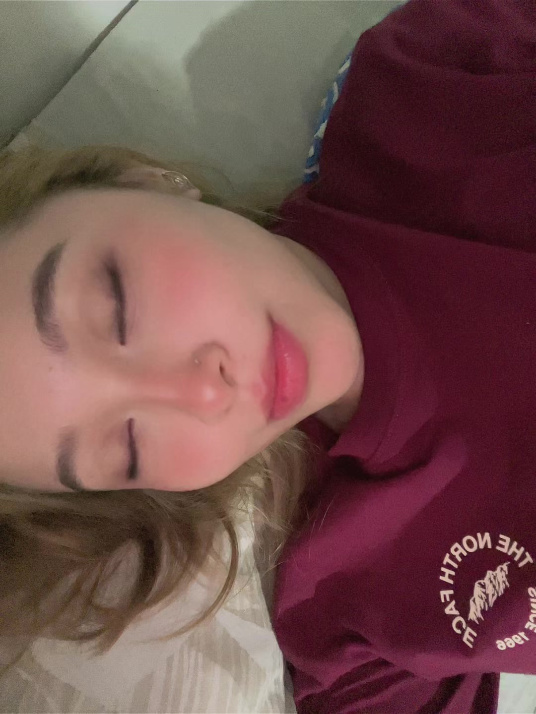@🧘🏼&zwj;♀️