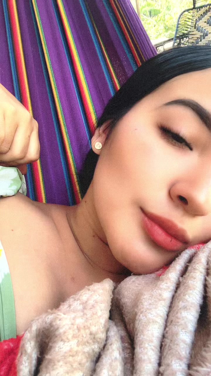 @🖤🦢