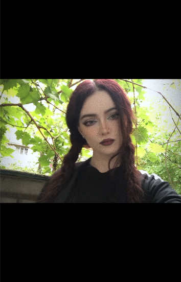 @𝔥𝔢&rsquo;𝔩𝔩𝔤𝔞𖤐