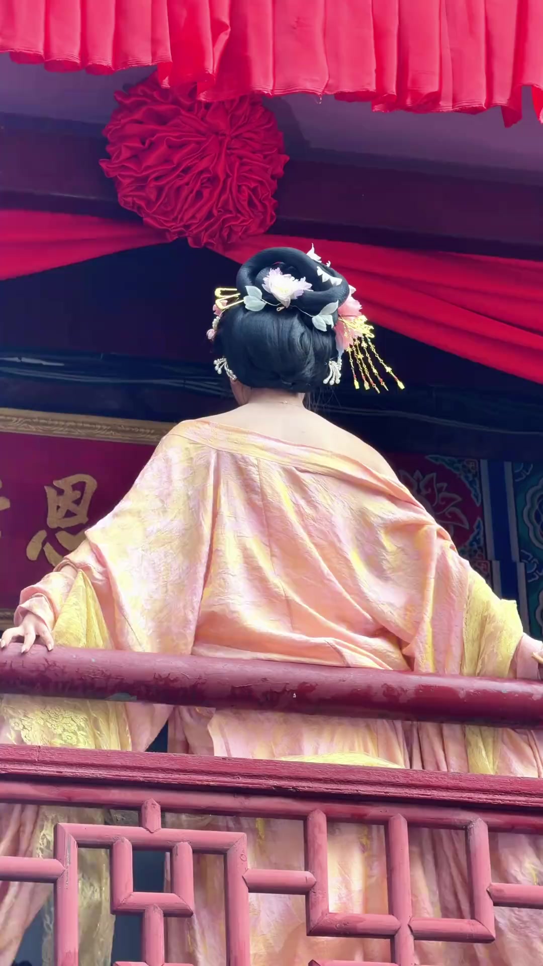 @晃晃悠悠