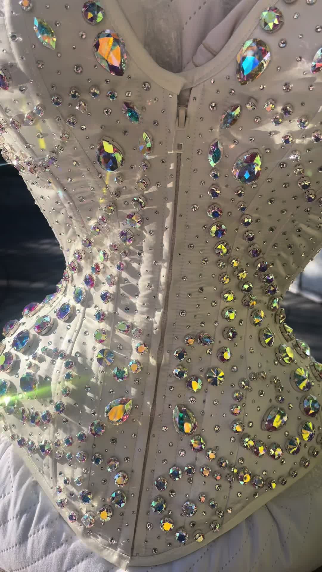 @lookingglassgems