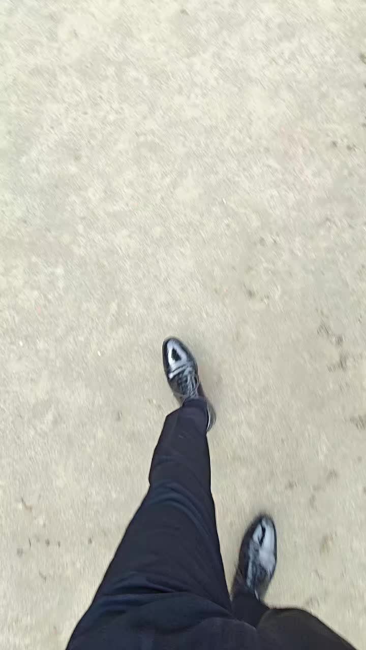 @uselesss💫