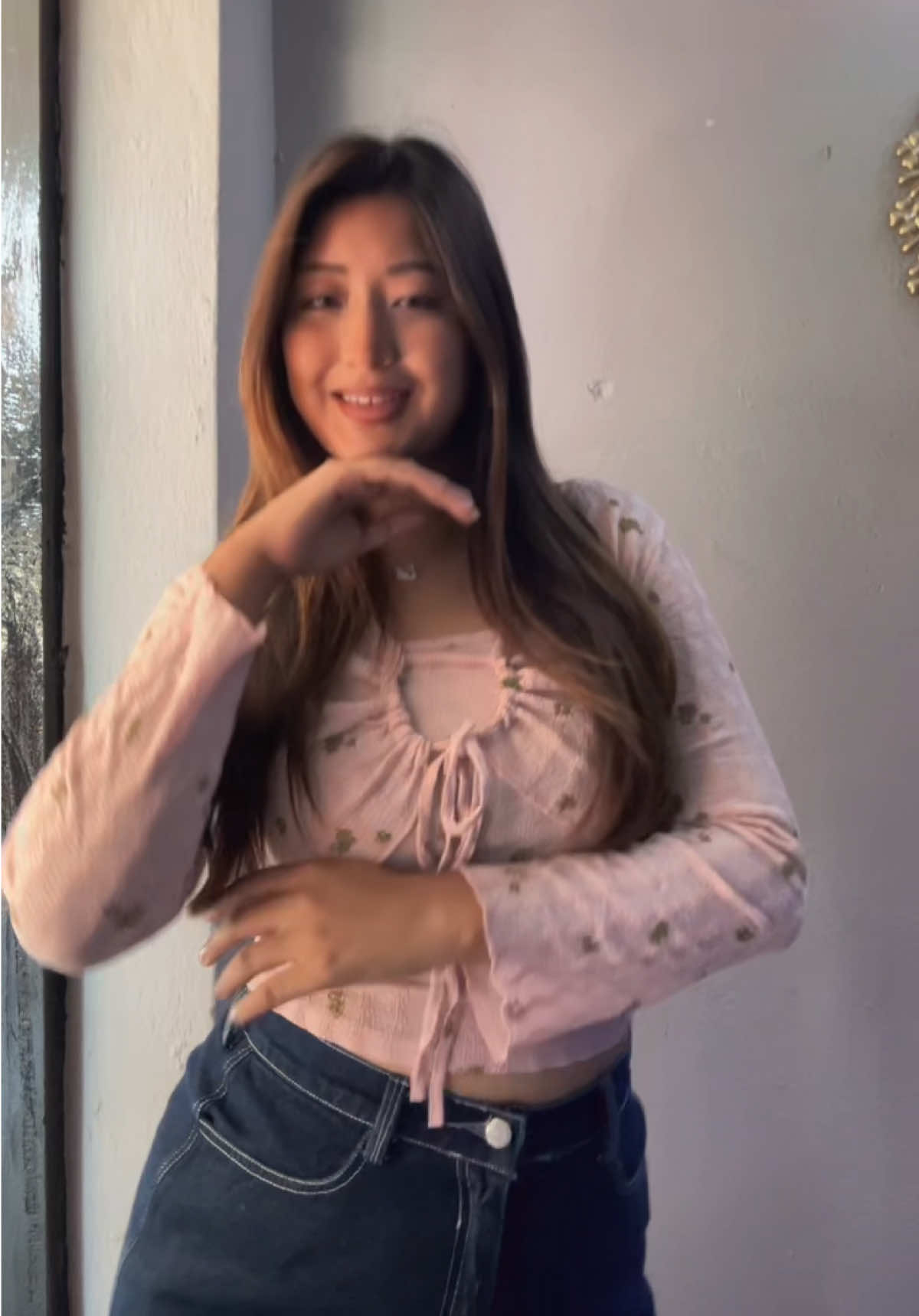 @<3
