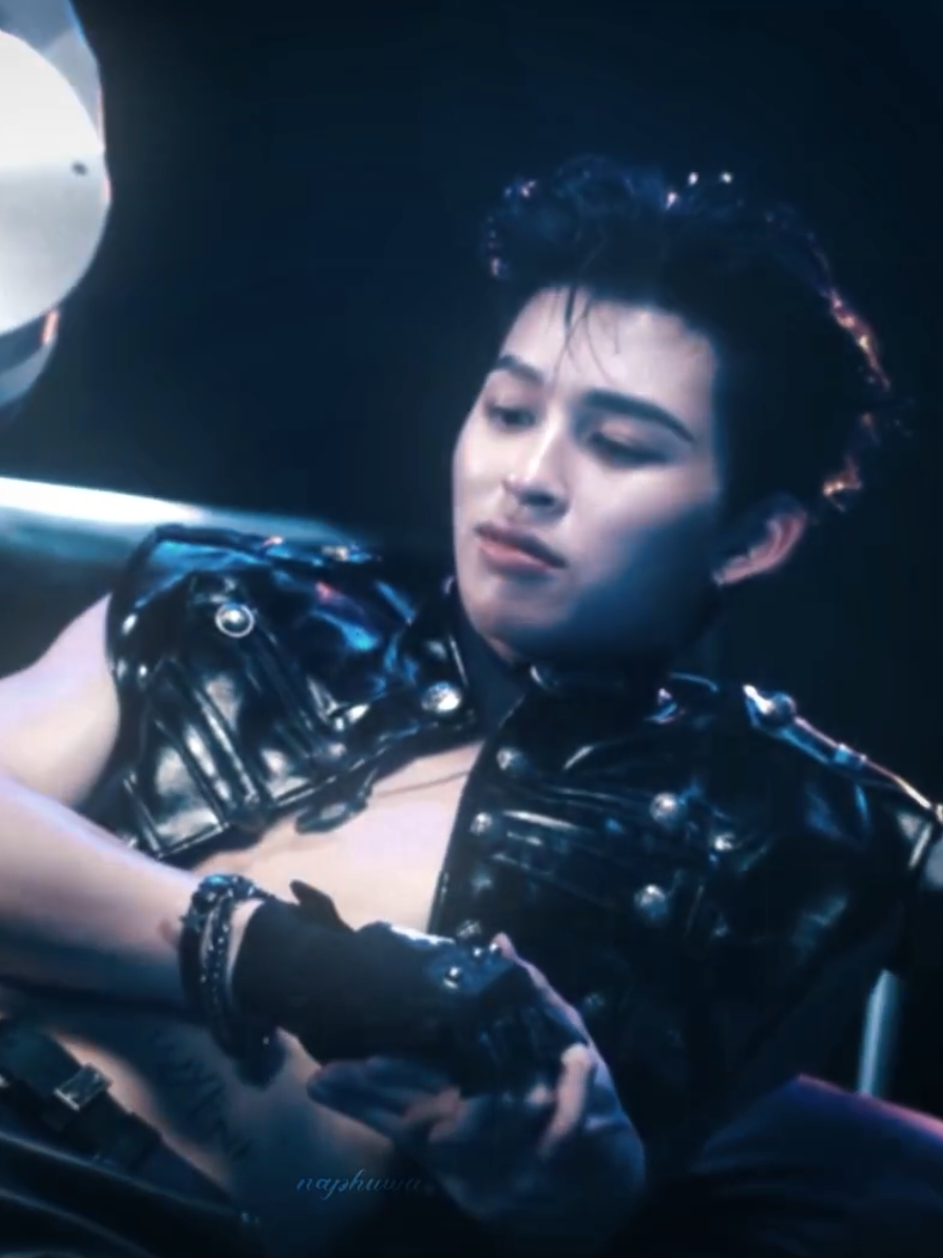 @๐๐๐ฉ๐ก๐ฎ๐ฐ๐ข๐ข