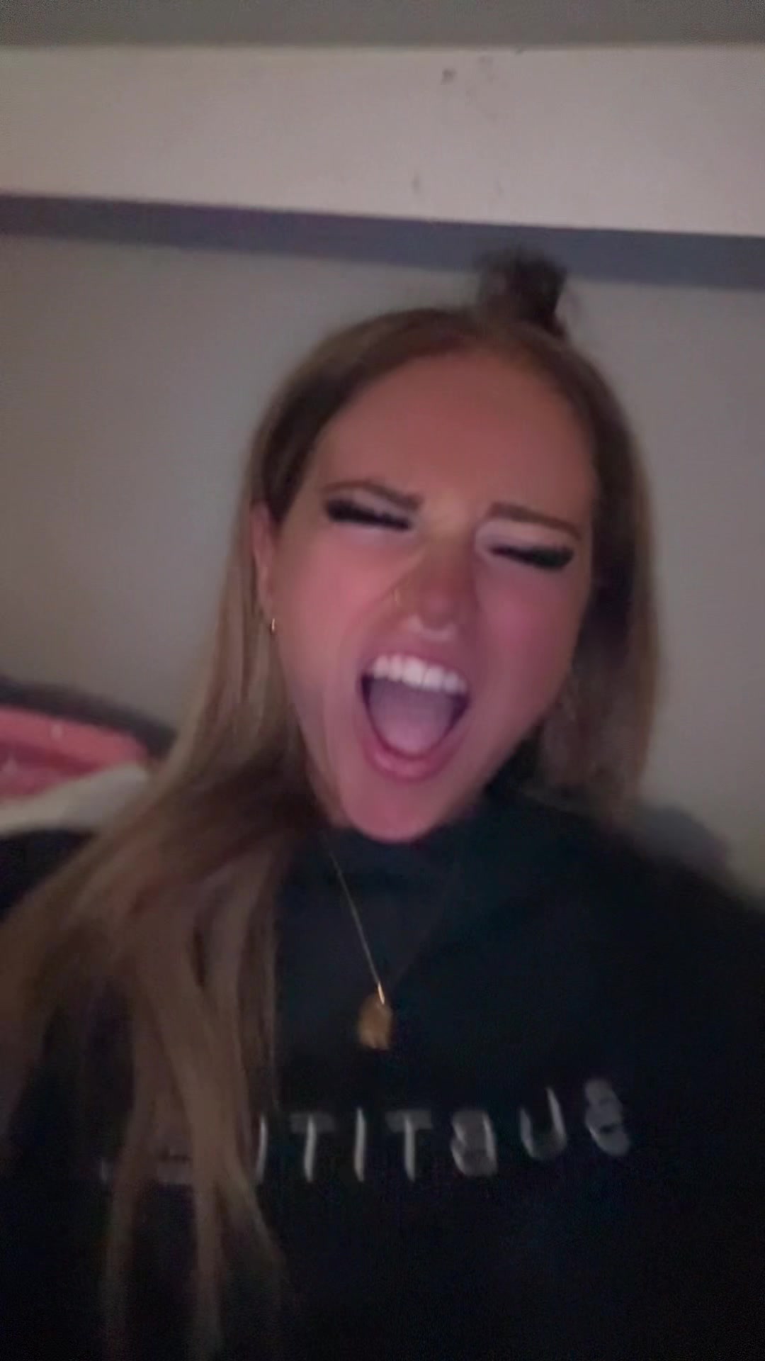 @ell.simnett