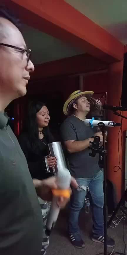 @Elking Medina 🎼🎙️