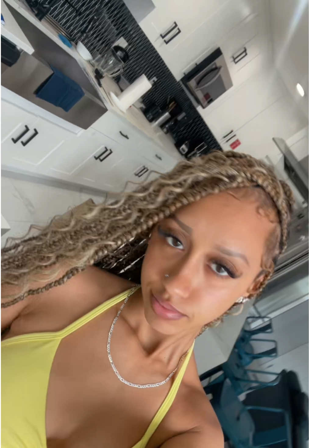 @𝐻♡